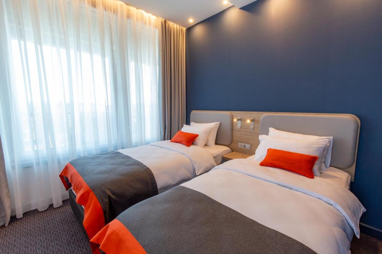 Holiday Inn Express - Ljubljana By Ihg Esterno foto