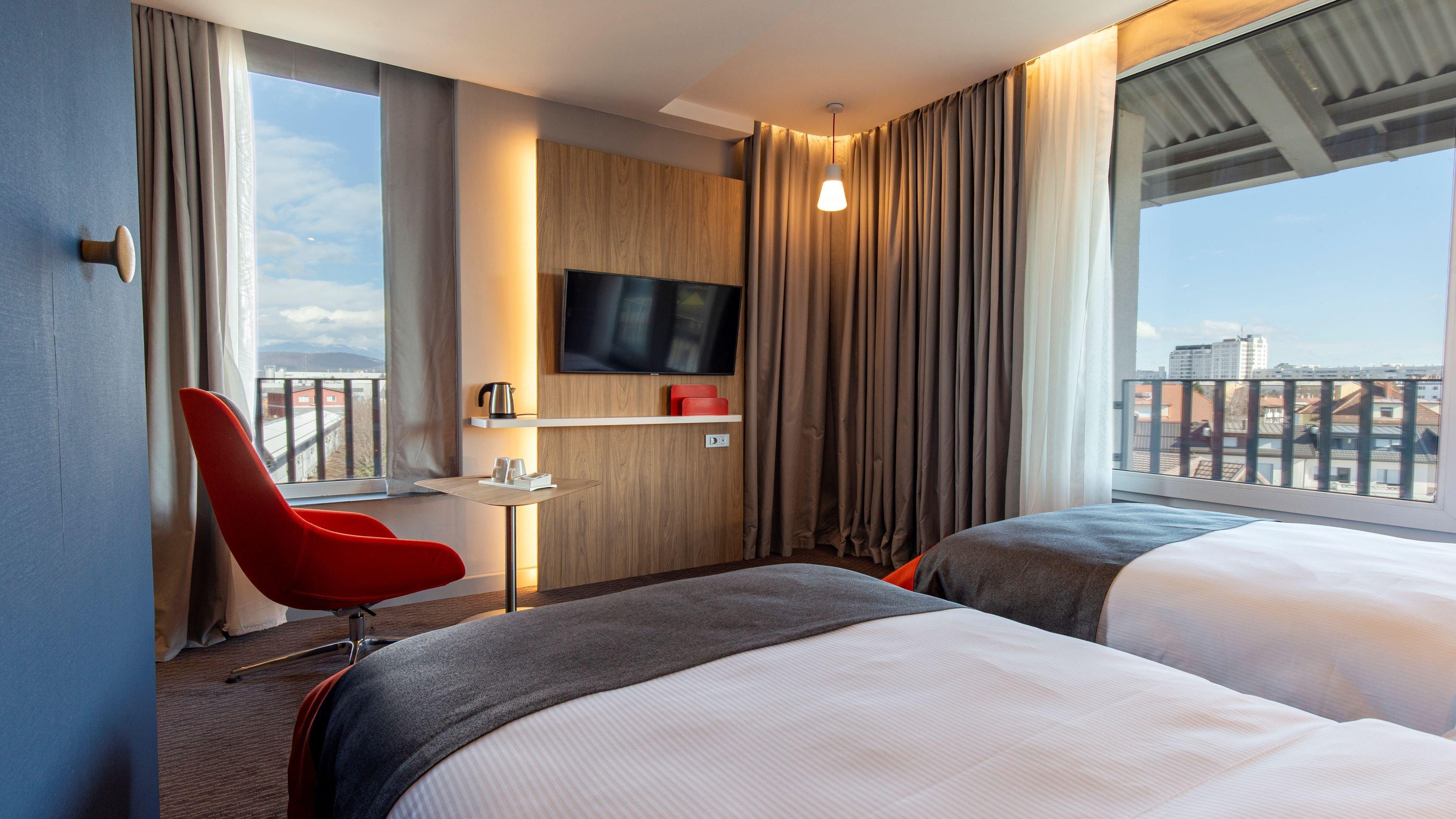 Holiday Inn Express - Ljubljana By Ihg Esterno foto