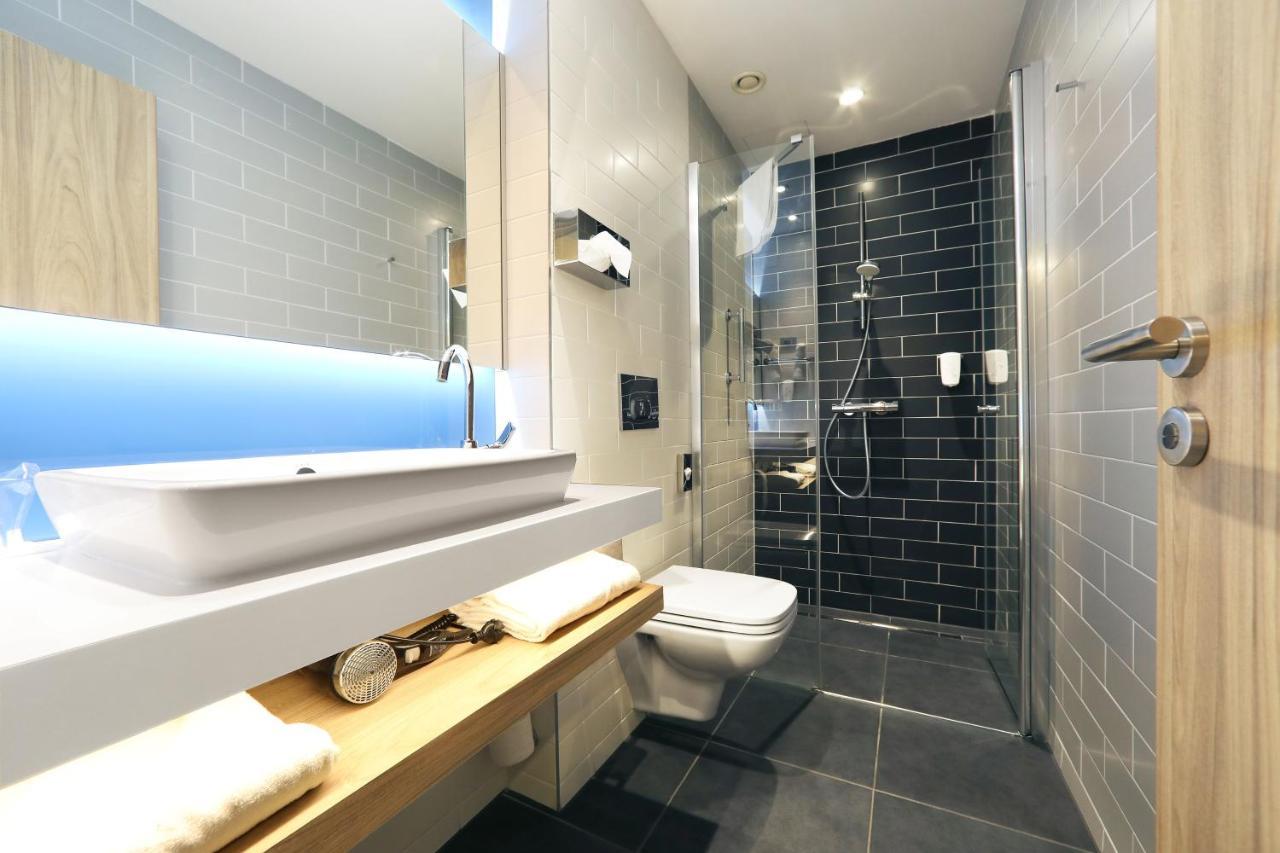 Holiday Inn Express - Ljubljana By Ihg Esterno foto