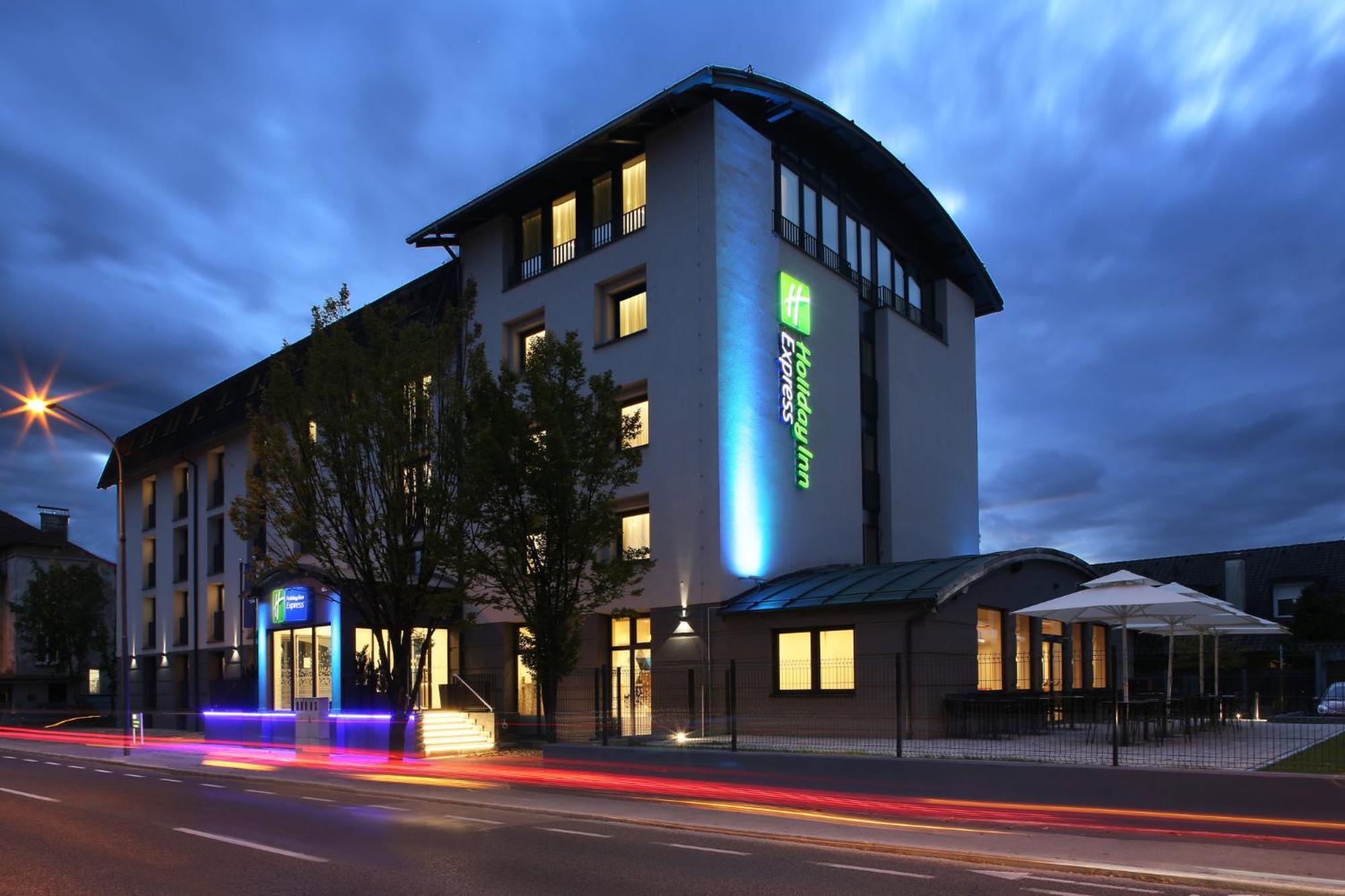 Holiday Inn Express - Ljubljana By Ihg Esterno foto